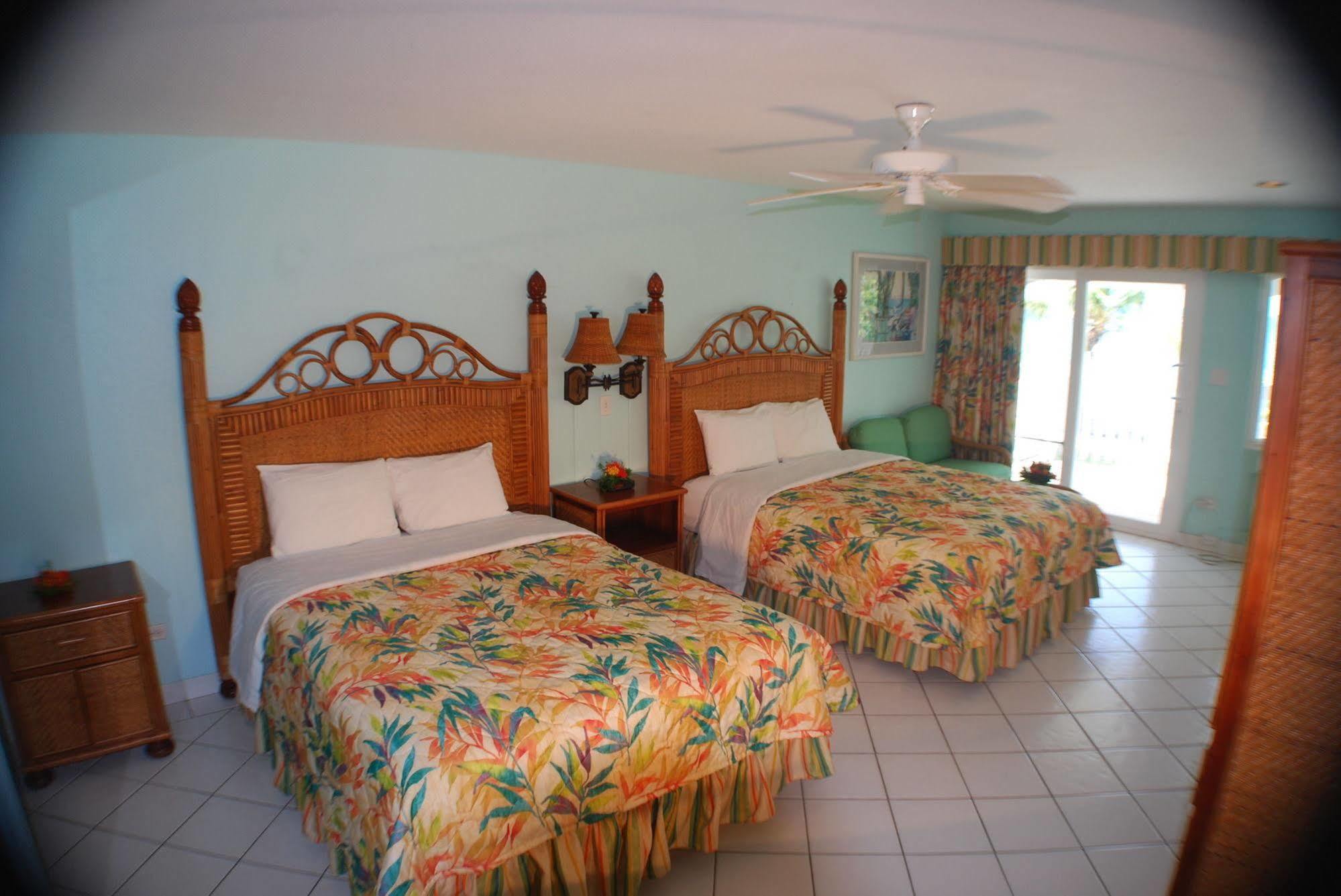 Tamarind Reef Resort Spa & Marina Christiansted Exterior photo